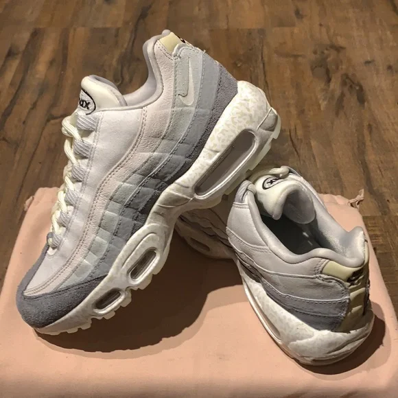 Nike AirMax 95 QS Bones Retro Sneakers (Premium Edition) Nike Air Max 95 Premium Men main image 3